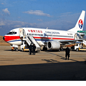 甘南夏河机场托运航空快运业稳步发展的原因是什么？